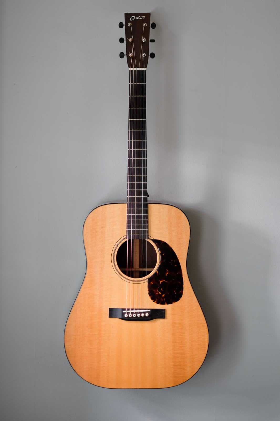 Dreadnought guitar, top, 100yo sitka spruce