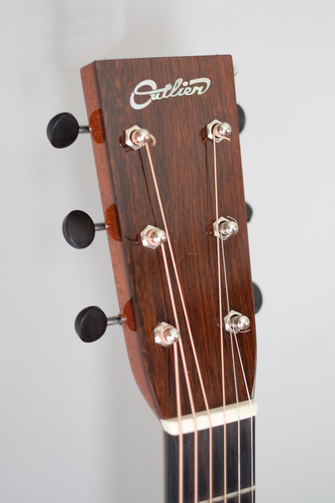 Dreadnought guitar, headstock, rosewood and pearl