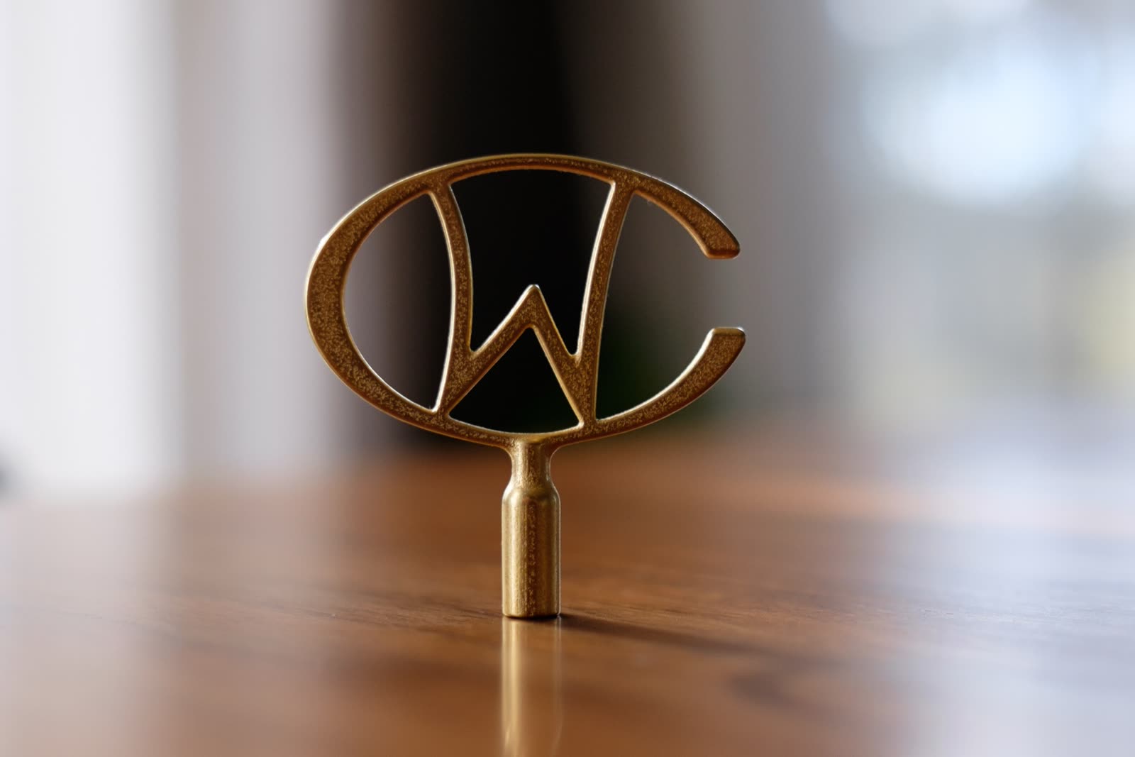 Brass monogram top tensions banjo key for Wes