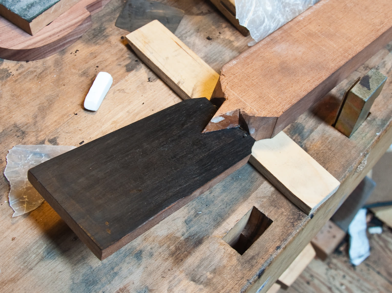 Back of peghead veneer on joint
